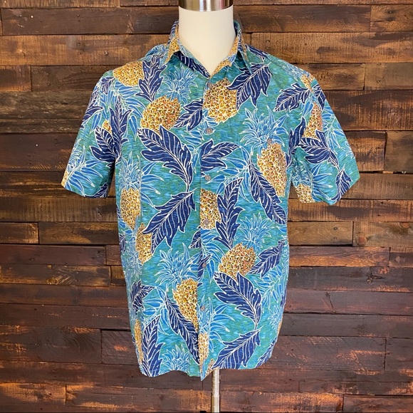 Island Shores Hawaiian Shirt - Picture 1 of 8